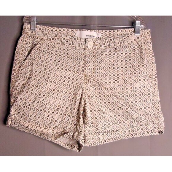 Sonoma Multicolored Geometric Print Mid Rise Shorts Womens Size 12 - Picture 2 of 8